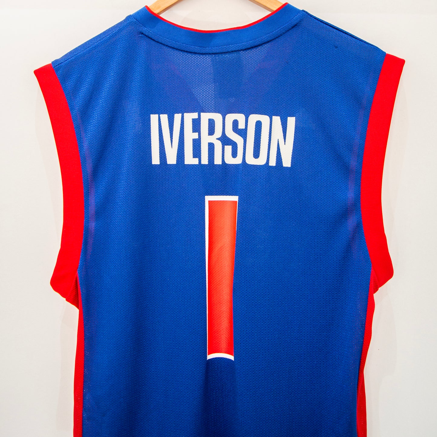 2008 Detroit Pistons 'Allen Iverson #1' Jersey Small