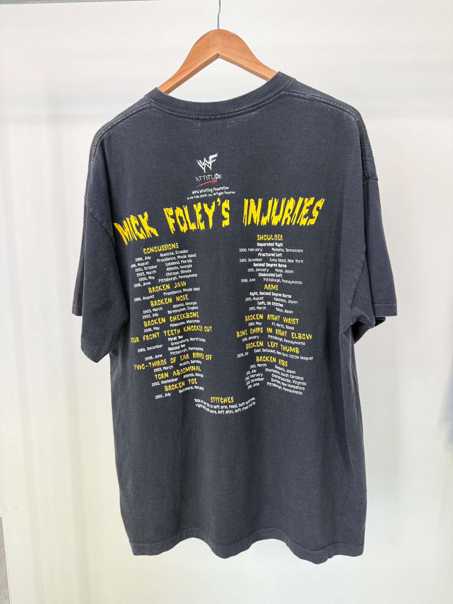 1998 Micky Foley 'Injuries' T-Shirt XL
