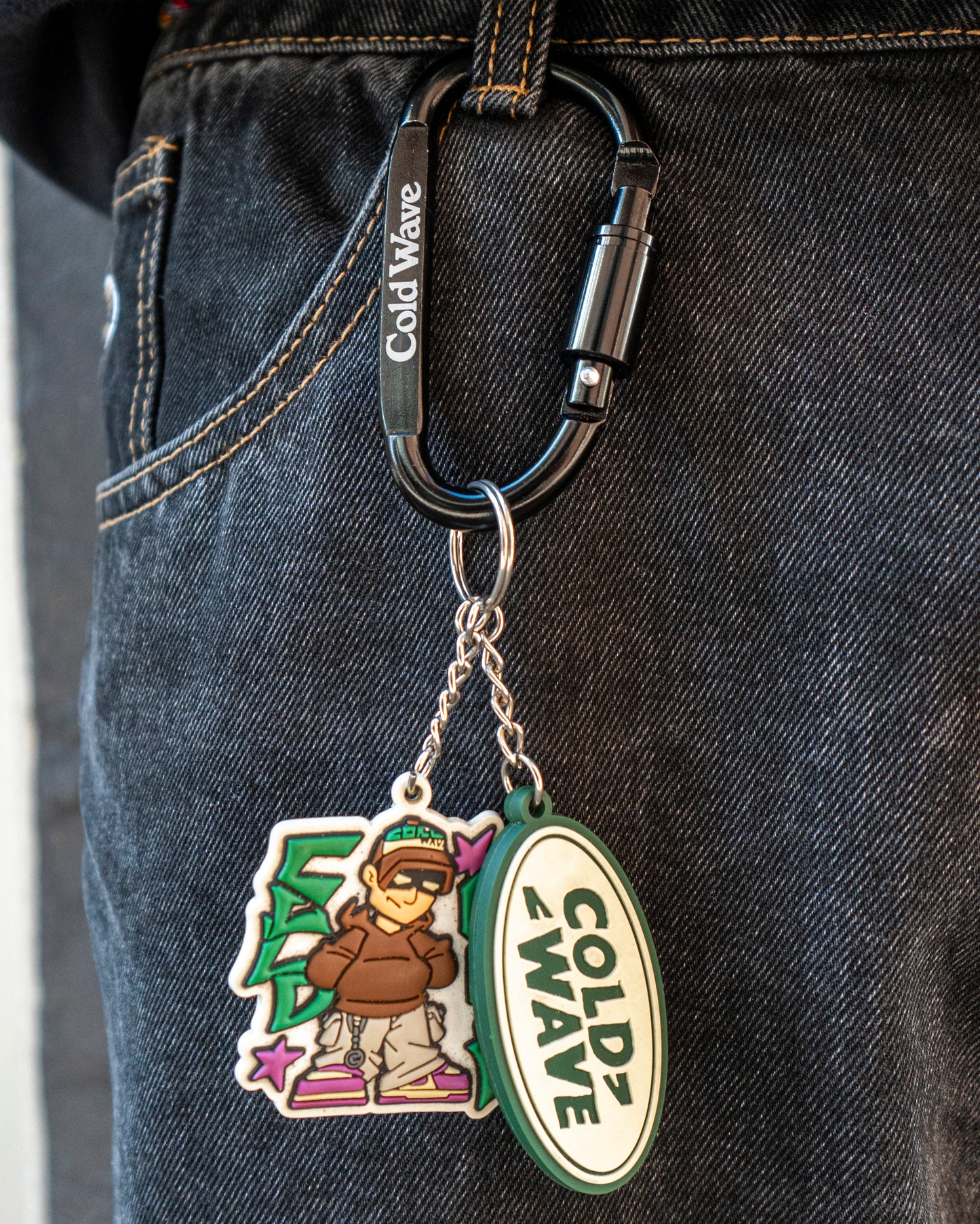 Cold Wave Carabiner