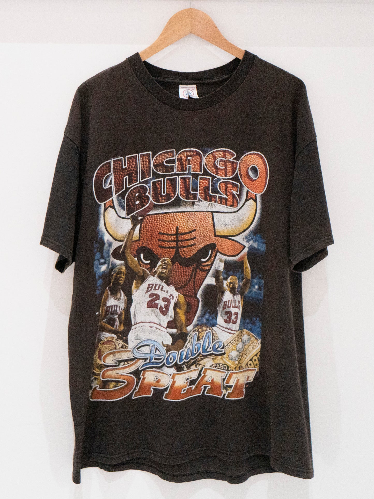 1998 Chicago Bulls Double 3 Peat T-Shirt XL