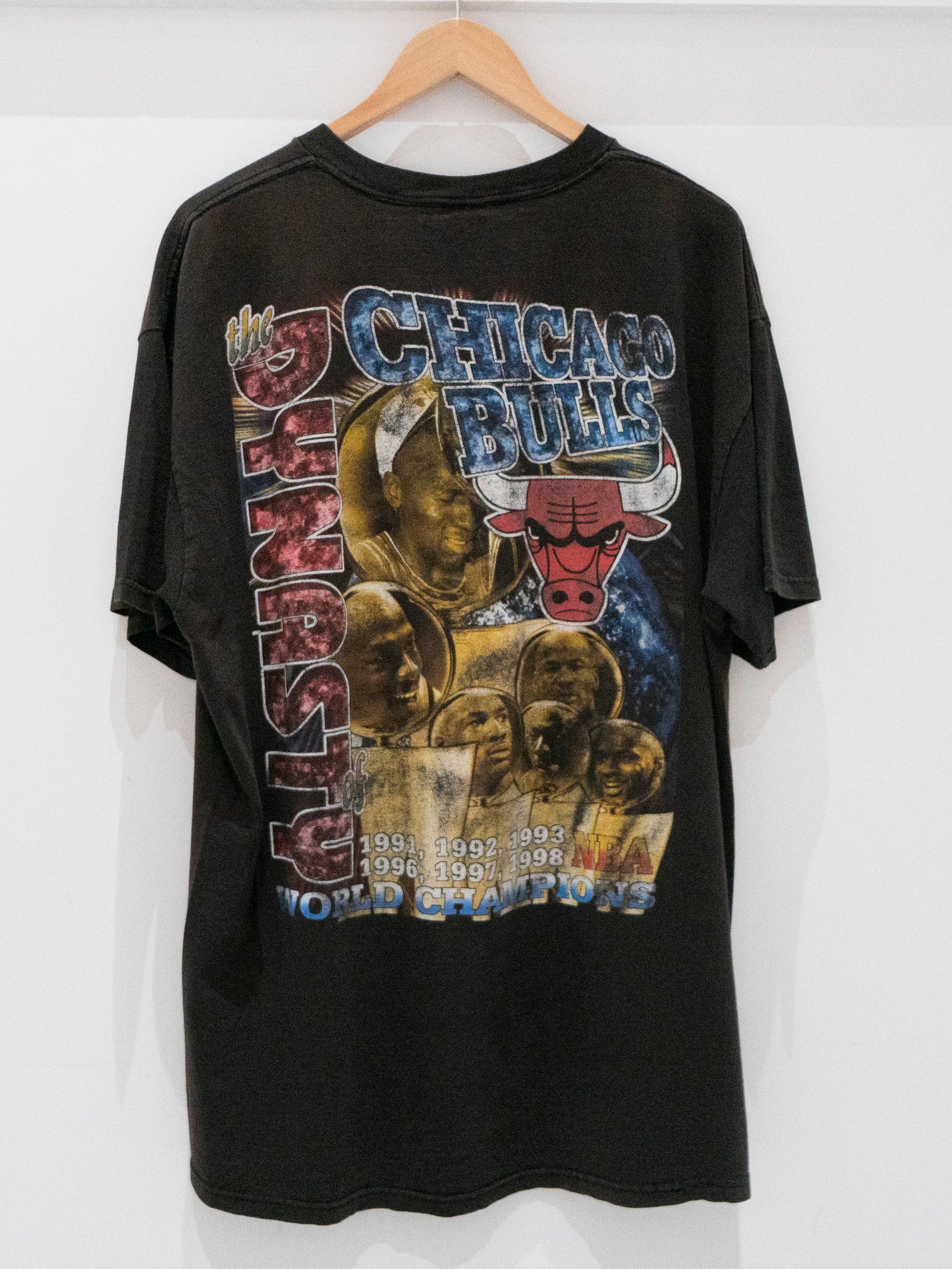 1998 Chicago Bulls Double 3 Peat T-Shirt XL