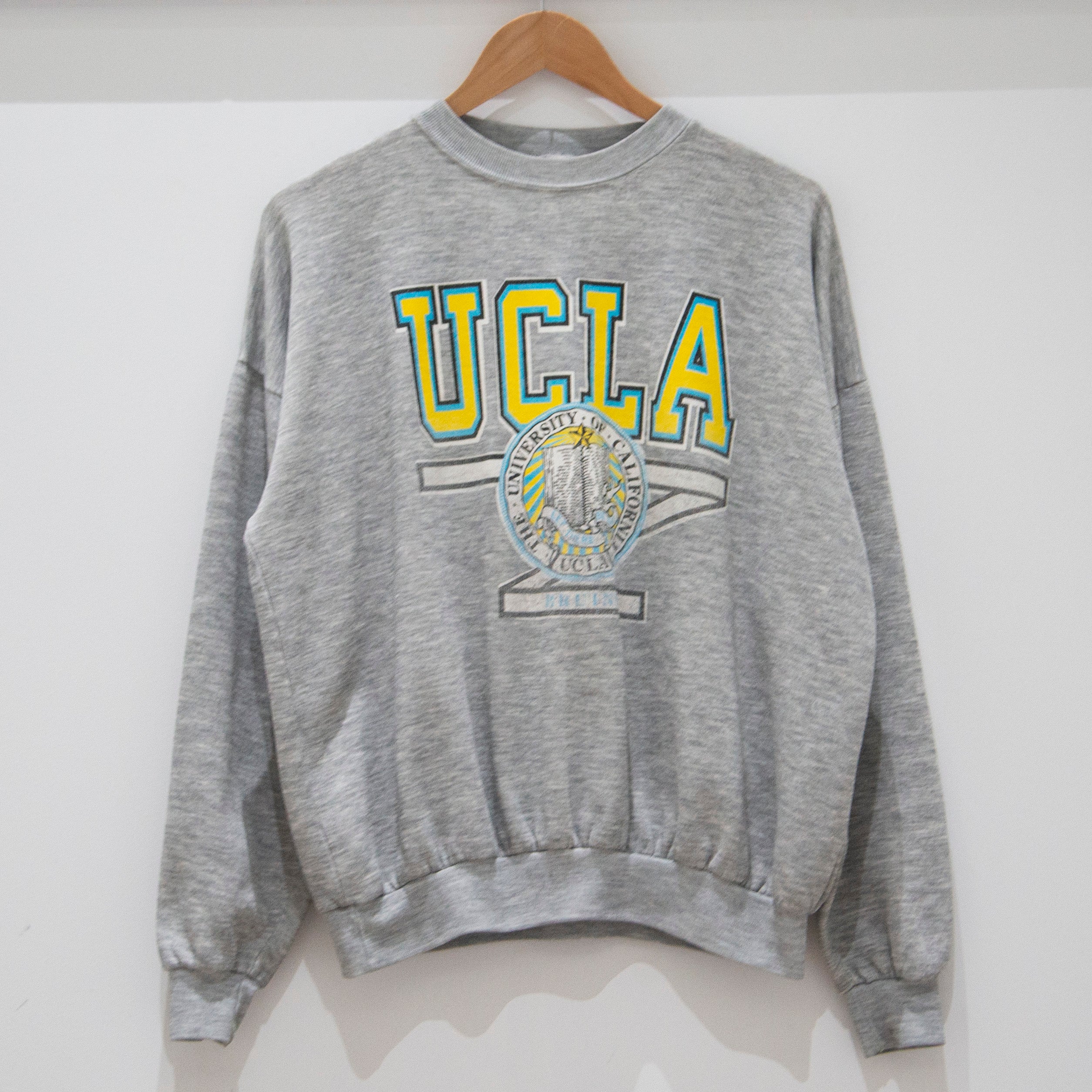 Ucla hotsell bruins sweatshirt