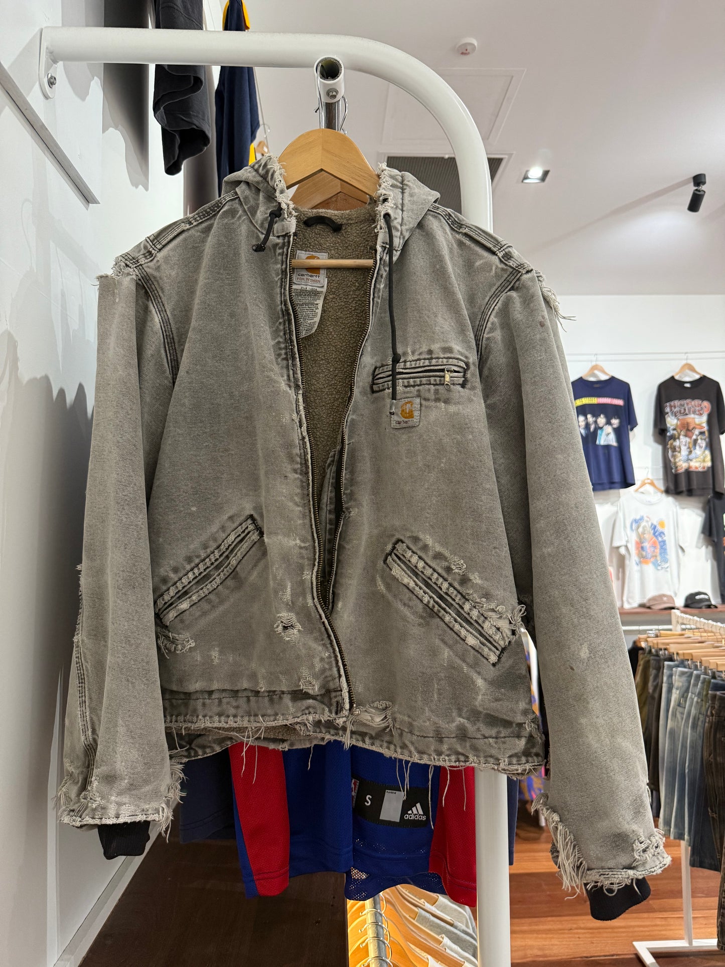 Heavily Distressed Carhartt Zip Up Jacket LL / MM