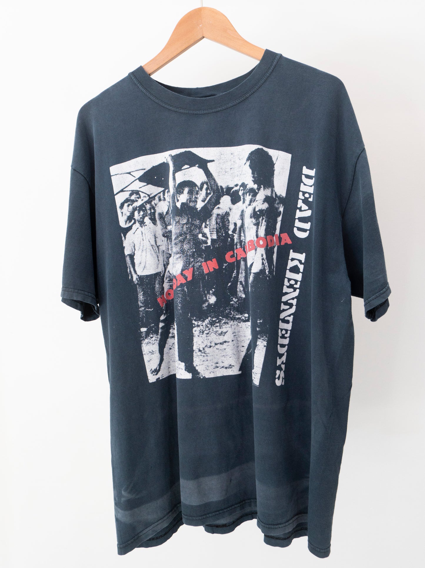 90's Dead Kennedys 'Holiday In Cambodia' T-Shirt XL