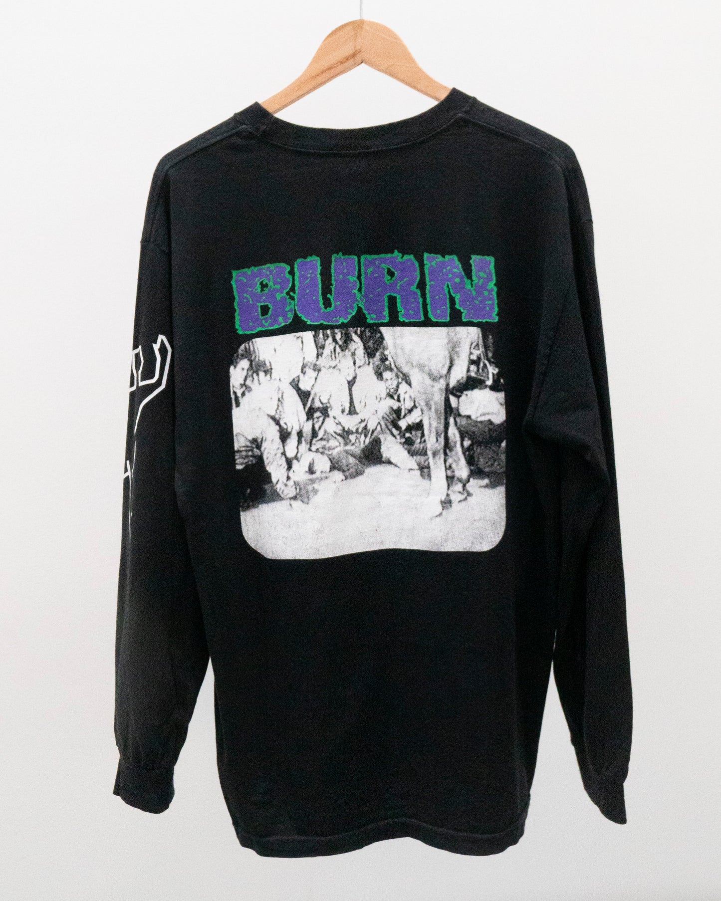 2000's BURN Long Sleeve Large