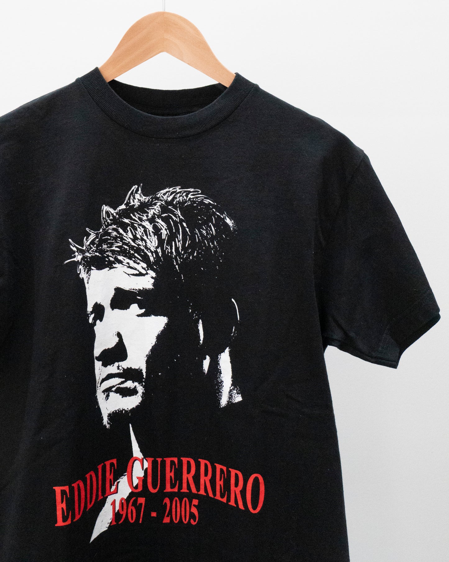 2005 Eddie Guerrero 'Memorial' T-Shirt Medium