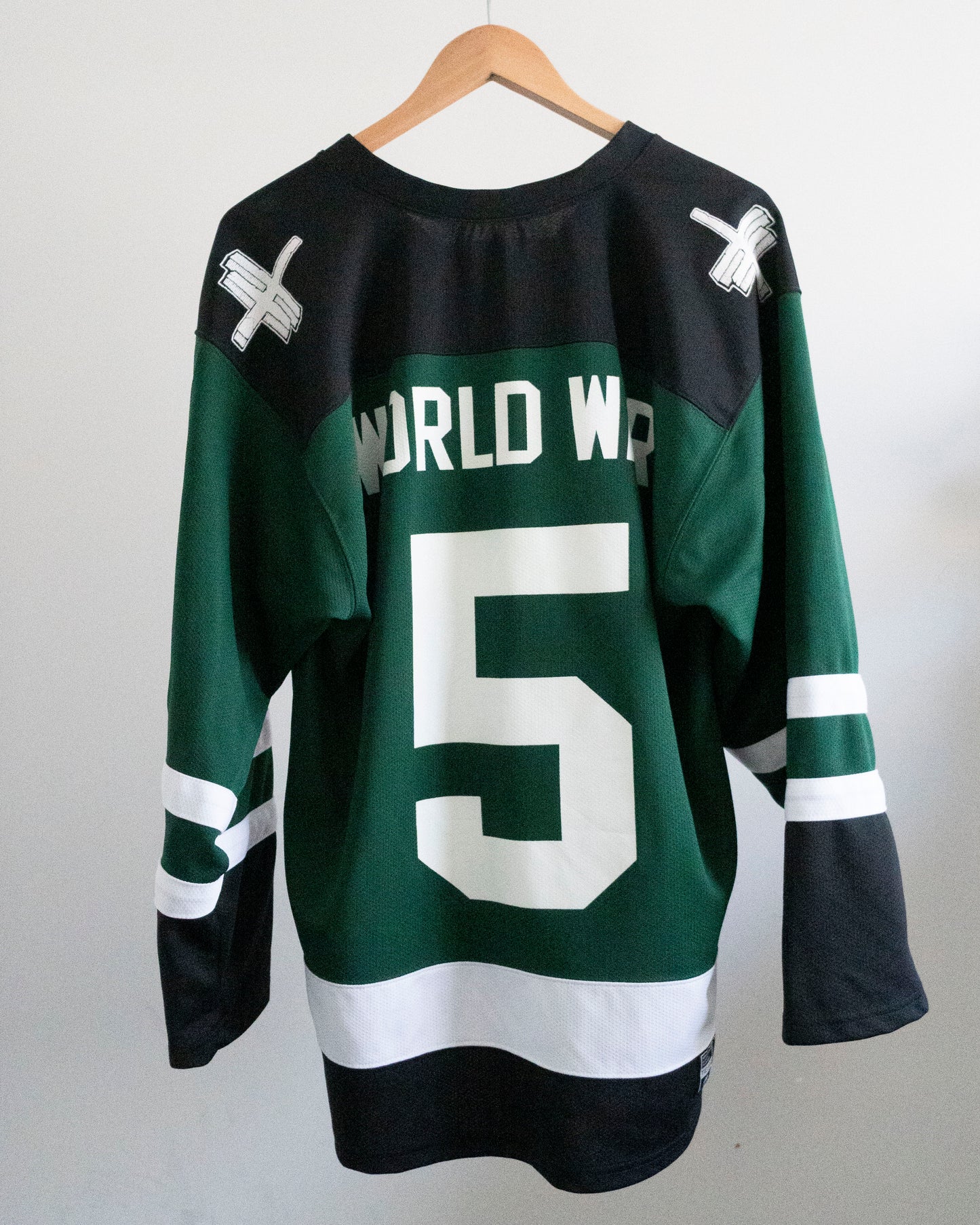 Twitching Tongues World War 5 Hockey Jersey XL