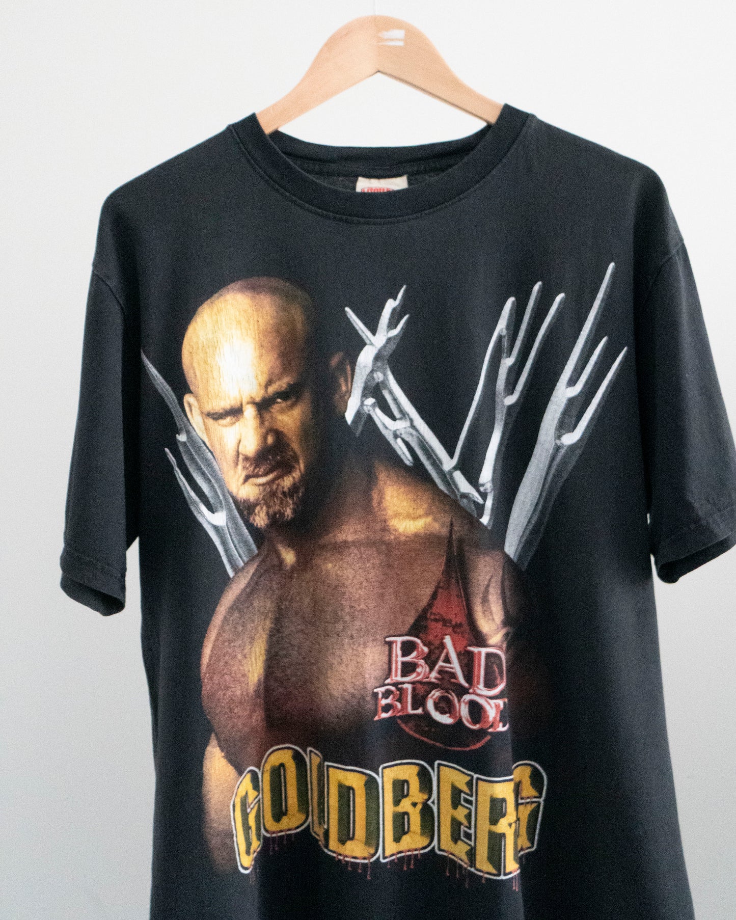 2000's Goldberg 'Bad Blood' T-Shirt Large