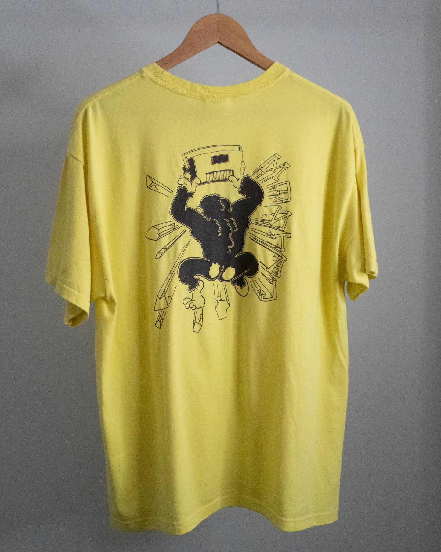 2000's Mental 'Boombox Ape' T-Shirt Large