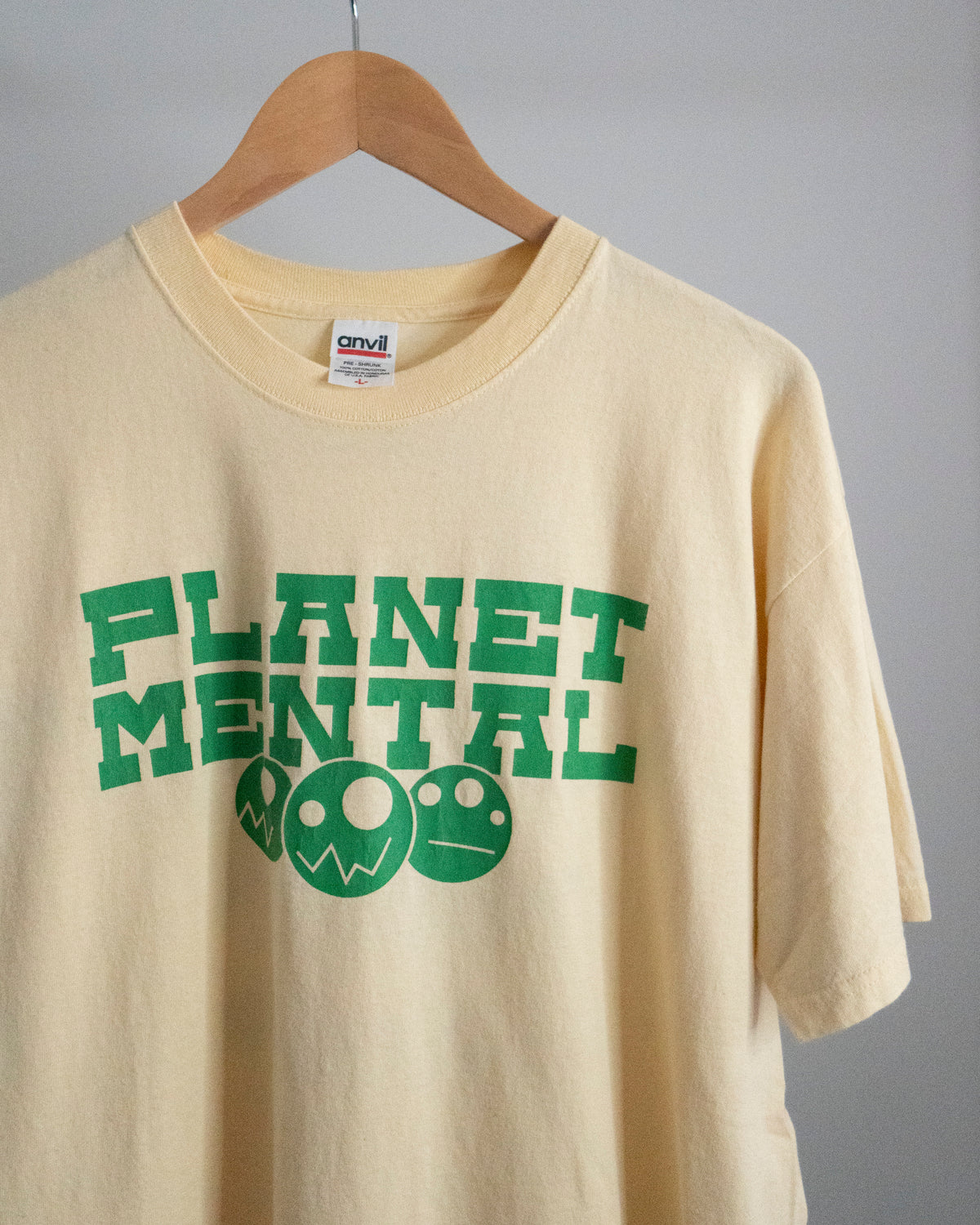 2005 Mental 'Planet Mental / Lockin Out' T-Shirt Large