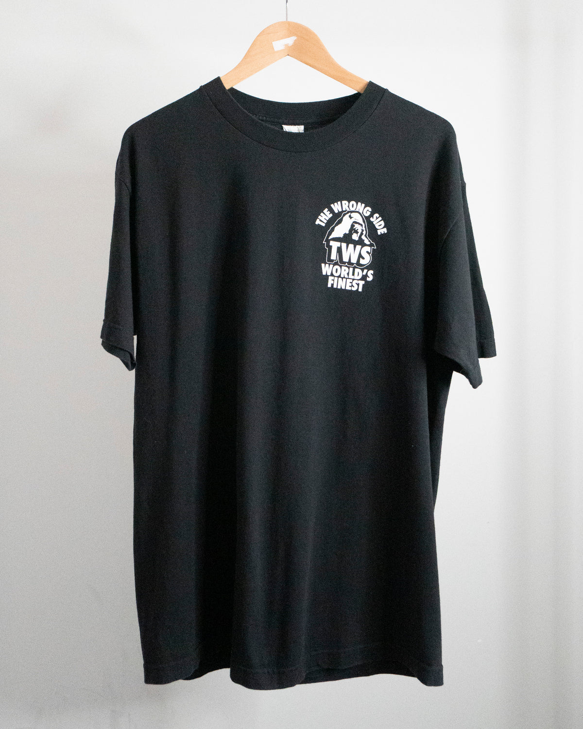 2010's The Wrong Side 'Feeding Time' T-Shirt Large