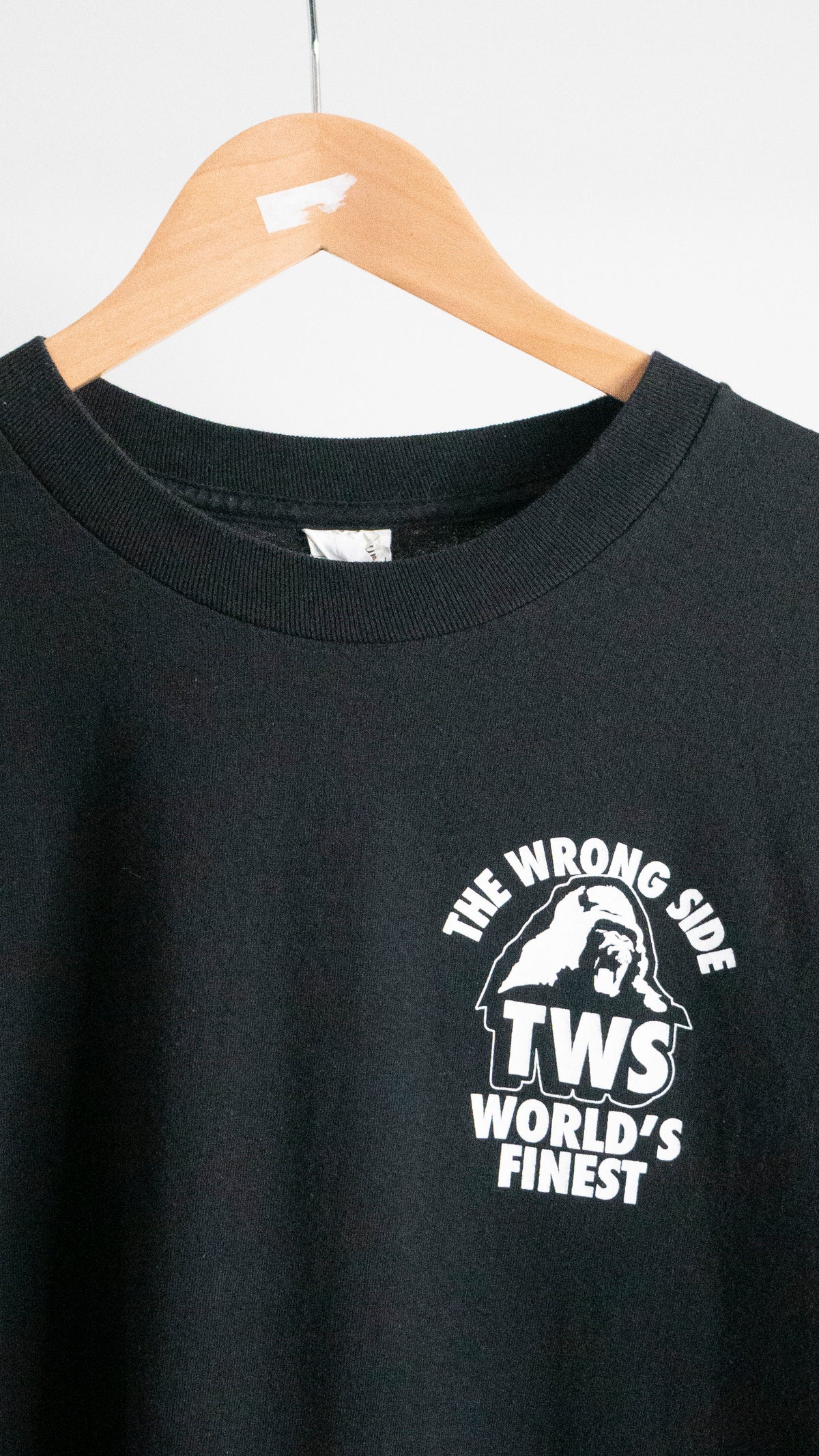 2010's The Wrong Side 'Feeding Time' T-Shirt Large