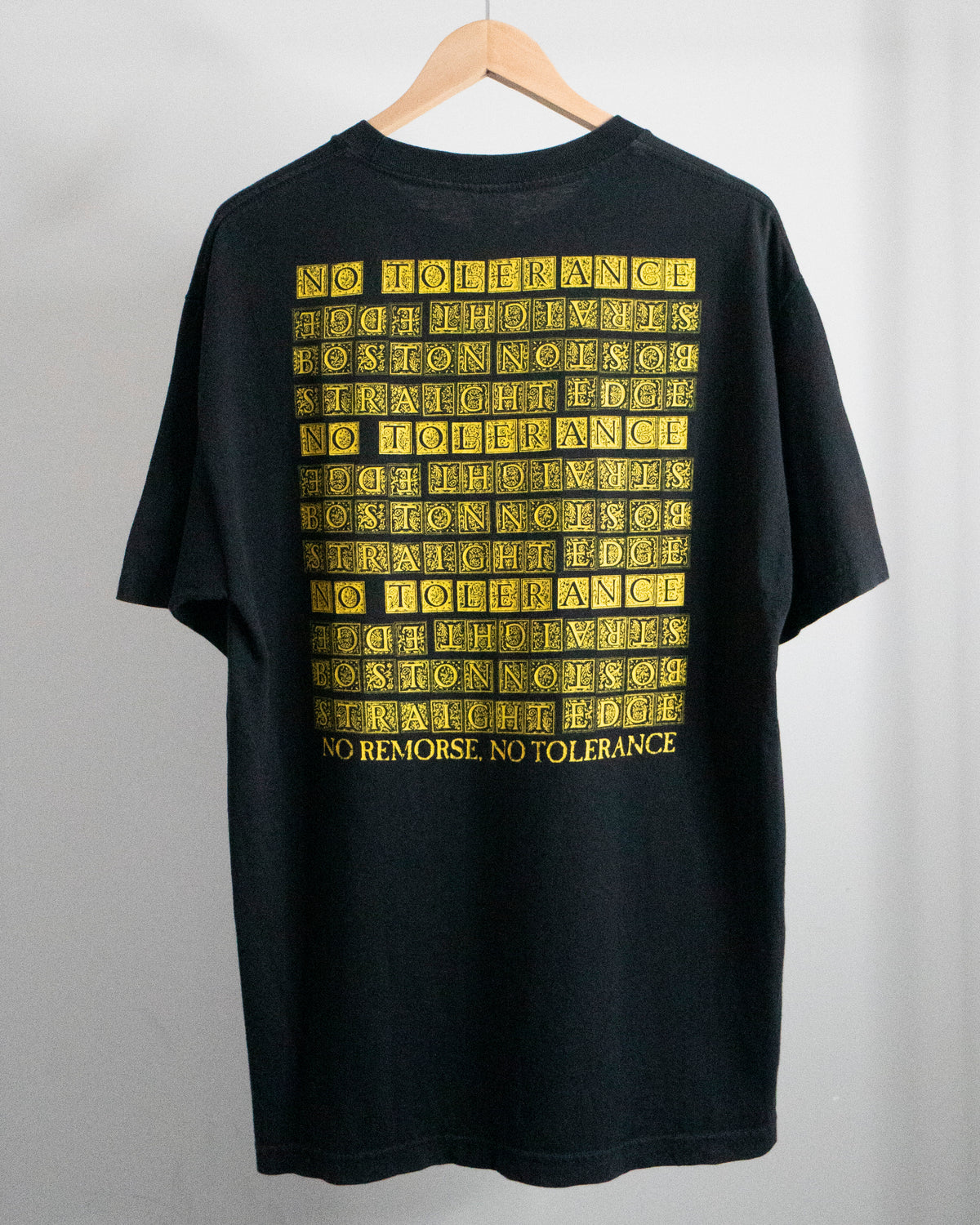 2012 No Tolerance 'Straight Edge' T-Shirt Large