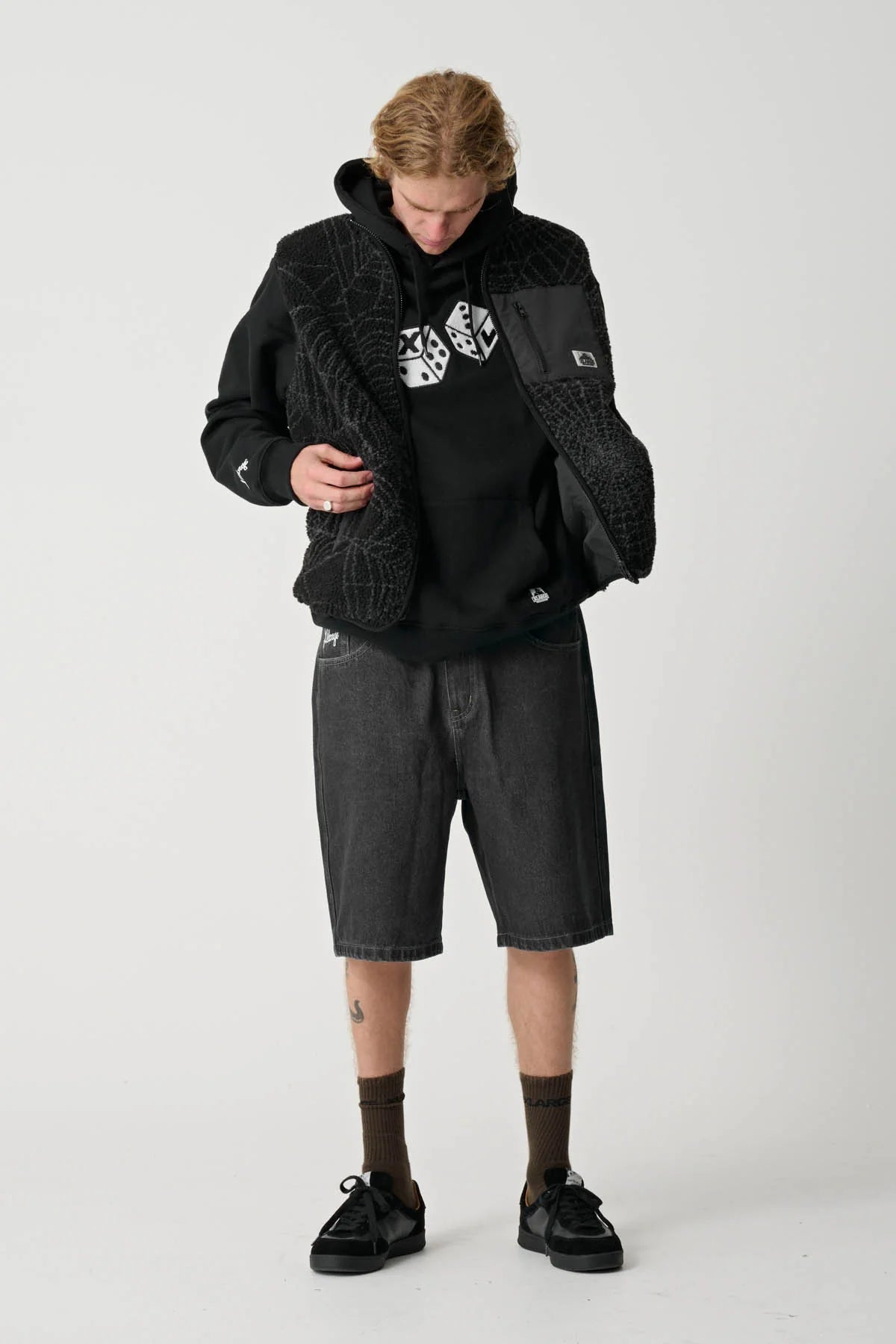 X-Large Cobweb Reversible Sherpa Vest Black