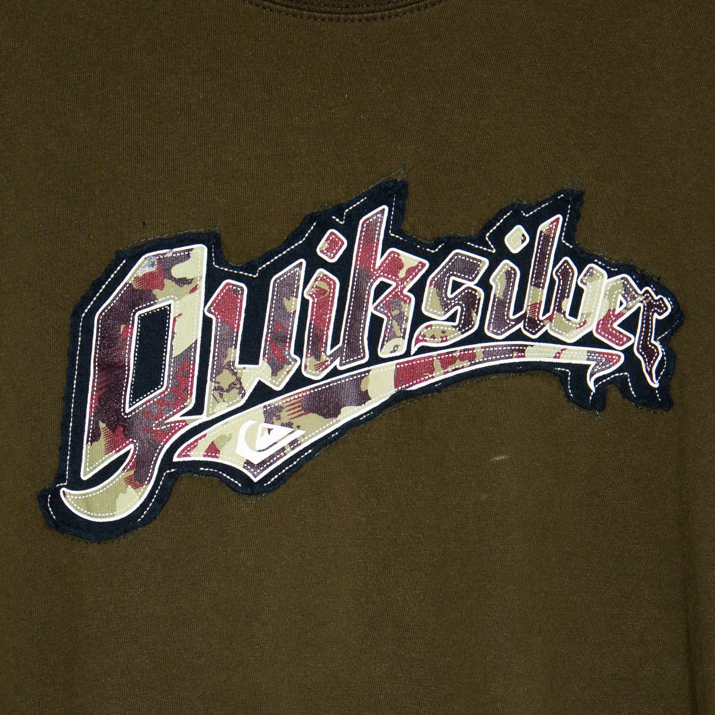 2000's Quiksilver 'Camo Logo' T-Shirt Large