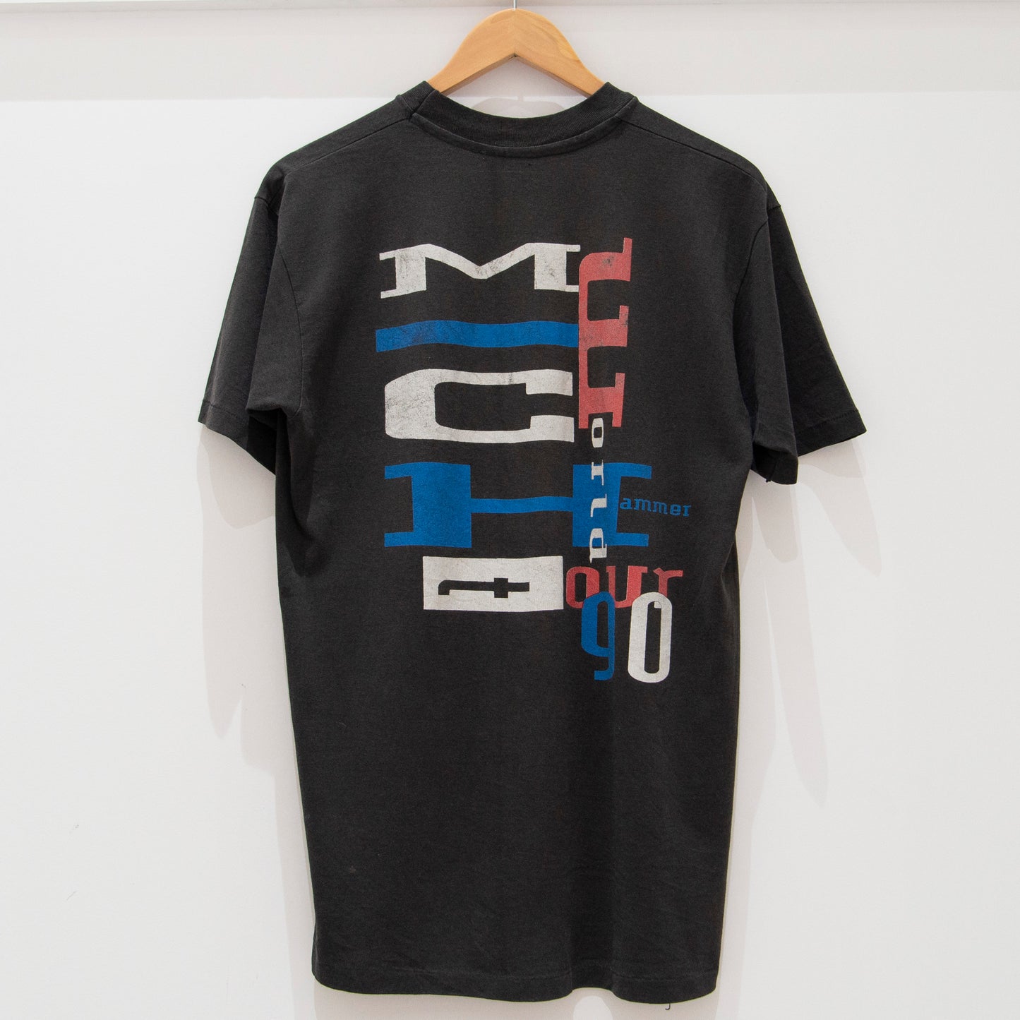1990 MC Hammer 'World Tour' T-Shirt Medium